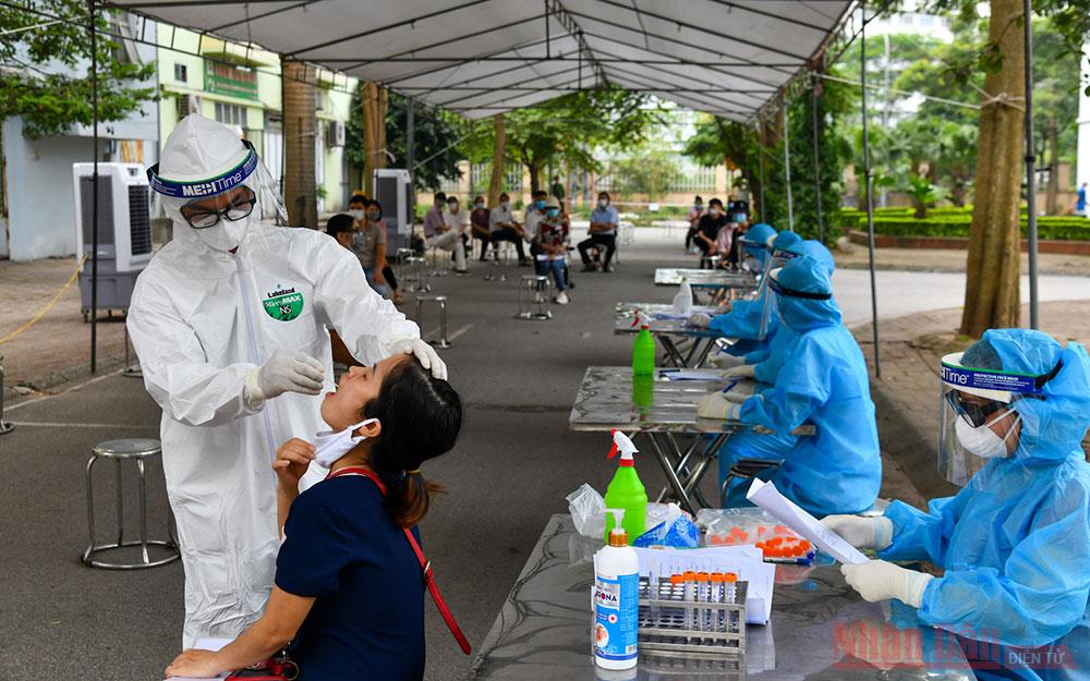Hà Nội ghi nhận 18 trường hợp dương tính với virus SARS-CoV-2 - Vimarsana News